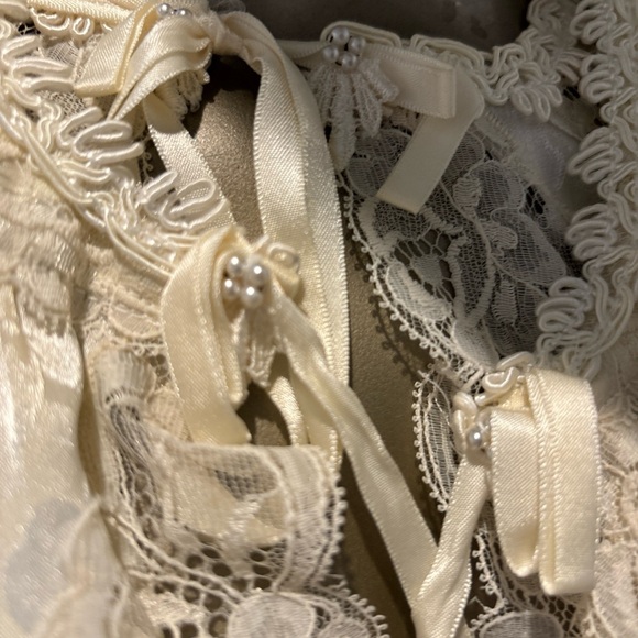 Christian Dior Lingerie Housecoat Laced  Duster White Kimono Belted M Robe - Picture 7 of 11